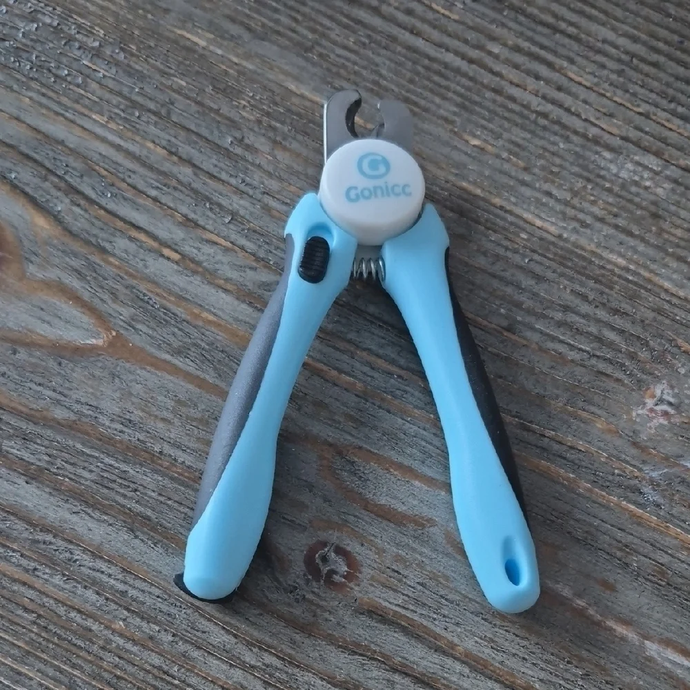 Gonicc Blue and Black Pruning Shears